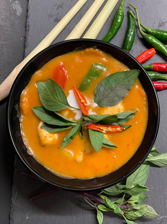 Thai red curry sauce. Thai red curry recipe. Thai red curry ingredients